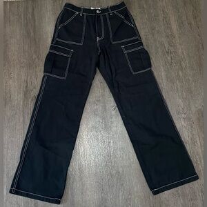 REFUGE Black Cargo Pants